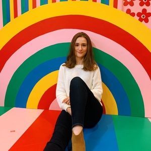 Meet your Posher, Emily